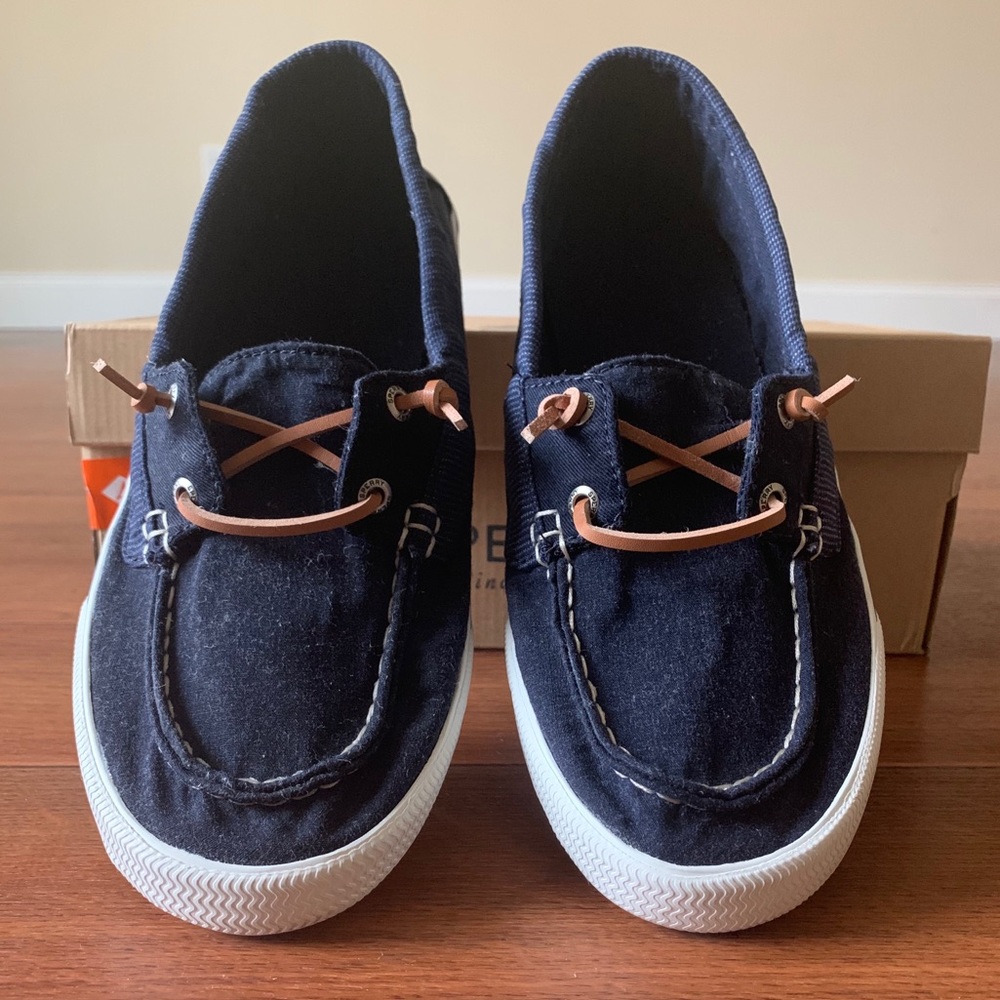 Women’s Sperry Topsiders (Size 10W)